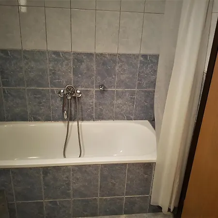 Nice Apt+easy Accesible