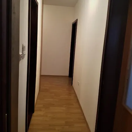 아파트 Nice Apt+easy Accesible 페일