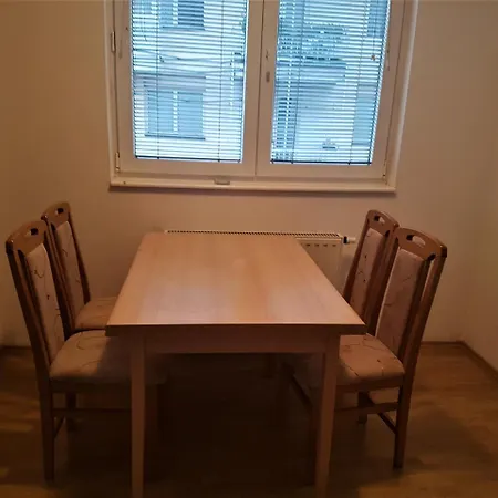 아파트 Nice Apt+easy Accesible 페일