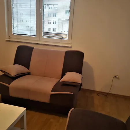 Nice Apt+easy Accesible 아파트 페일